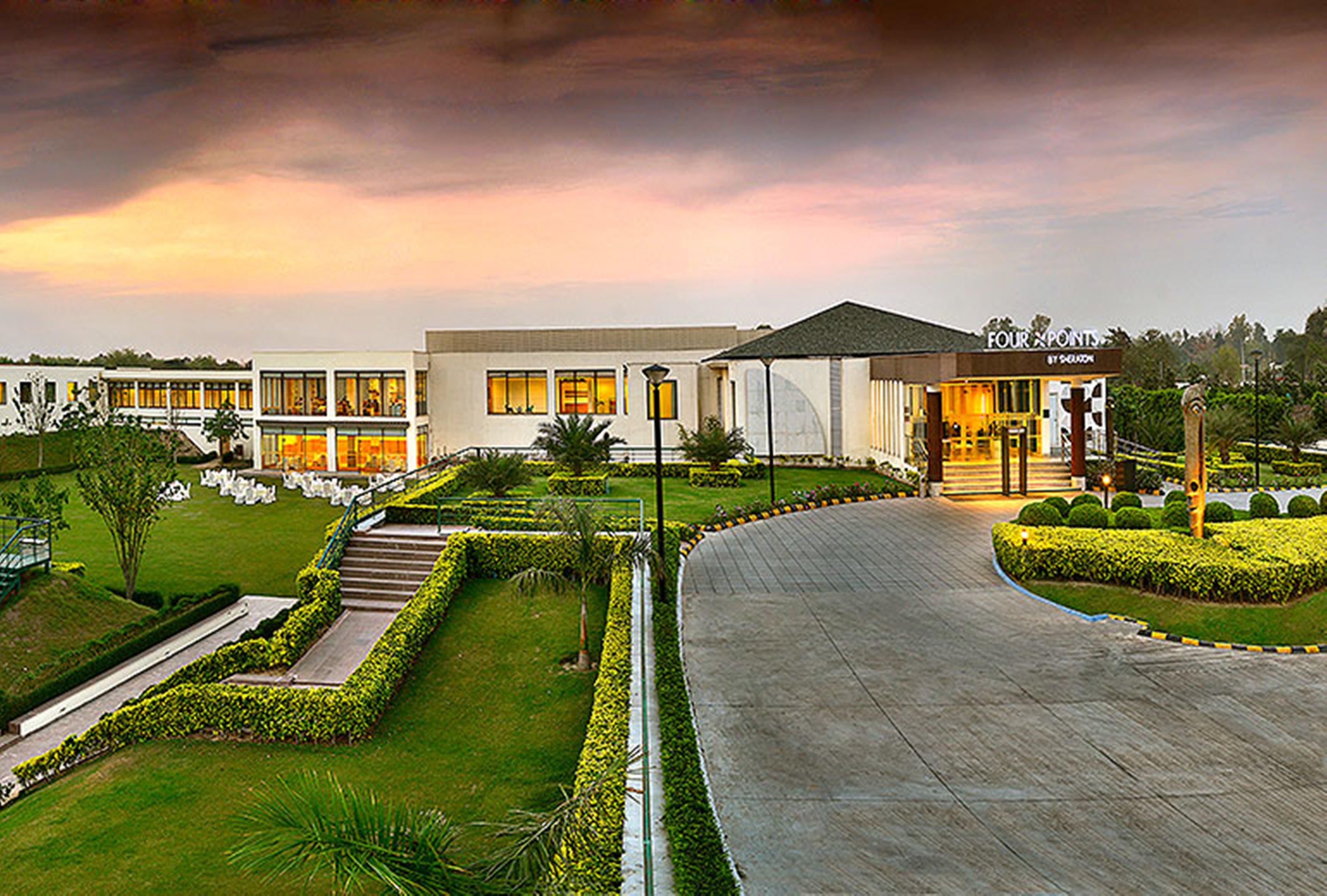 Four Points By Sheraton New Delhi, Airport Highway Экстерьер фото