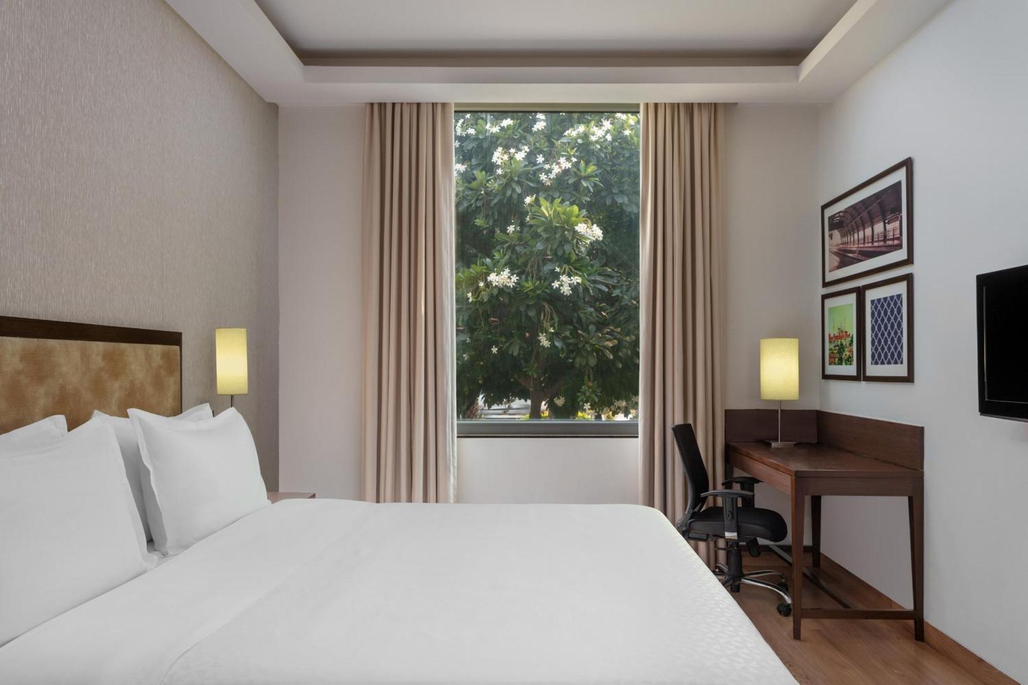 Four Points By Sheraton New Delhi, Airport Highway Экстерьер фото