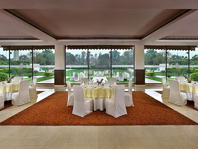 Four Points By Sheraton New Delhi, Airport Highway Экстерьер фото